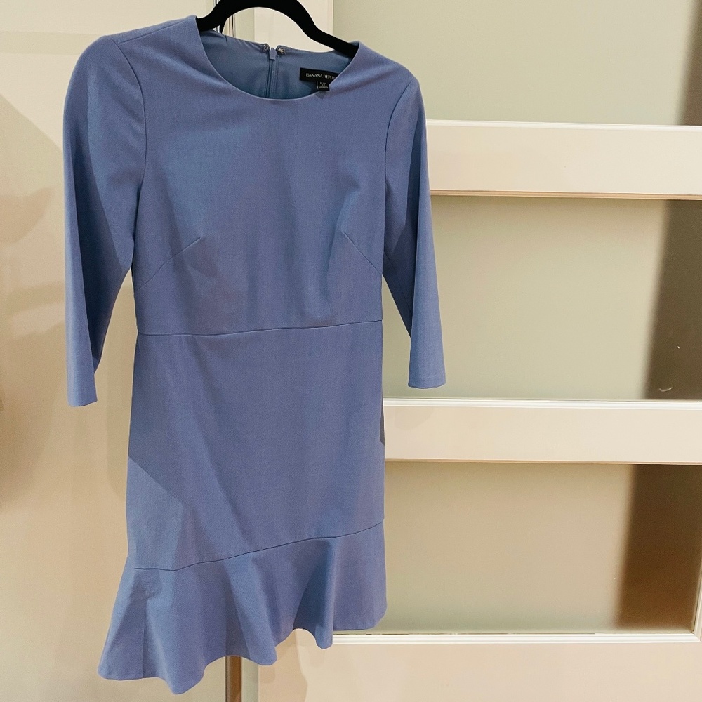 Banana Republic Powder Blue Dress - Petite Size 0